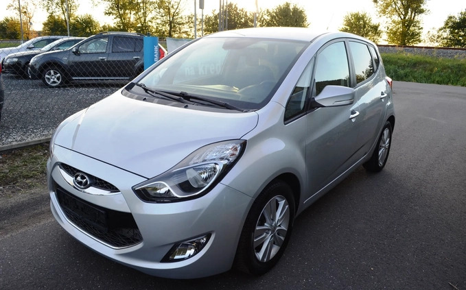 Hyundai ix20 cena 35900 przebieg: 80000, rok produkcji 2010 z Niepołomice małe 277